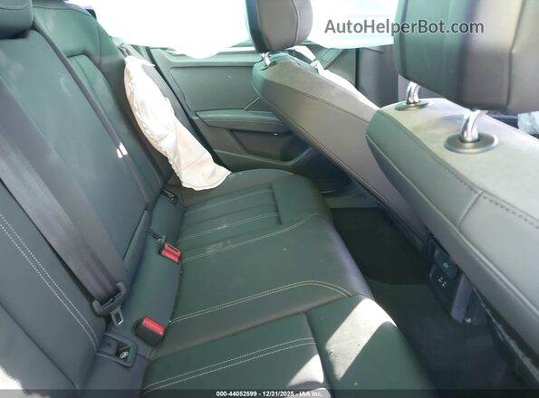 WAUGUDGY7SA138067 2025 AUDI OTHER White Vista de la etiqueta del VIN