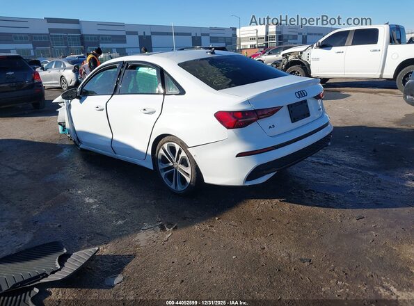 WAUGUDGY7SA138067 2025 AUDI OTHER White Trasero izquierdo