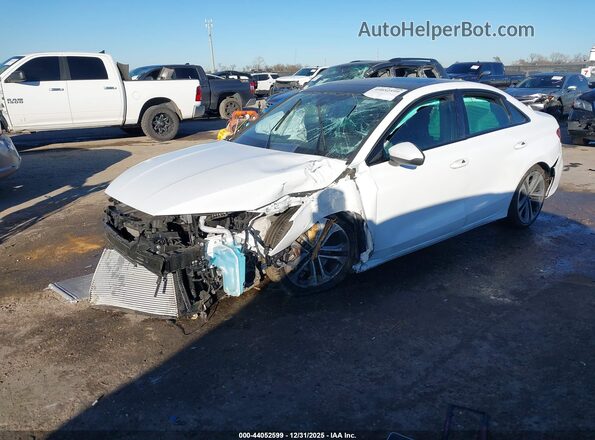 WAUGUDGY7SA138067 2025 AUDI OTHER White Vista tres cuartos delantera izquierda