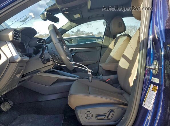 WAUHUDGY1SA063774 2025 AUDI OTHER Blue Սալոնի դիմացի տեսք