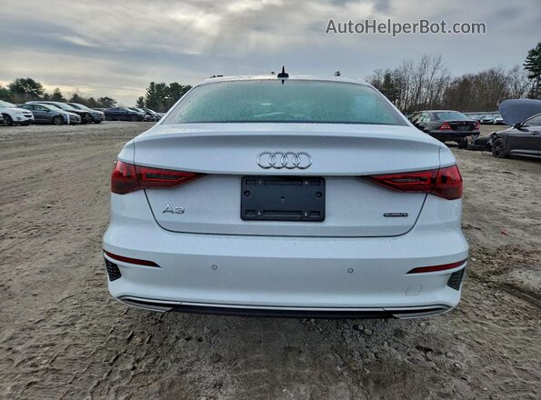 WAUHUDGY7RA138343 2024 AUDI OTHER White Հետևի տեսք