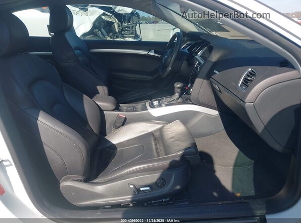 WAUM2AFR6GA011481 2016 AUDI OTHER White Front interior view
