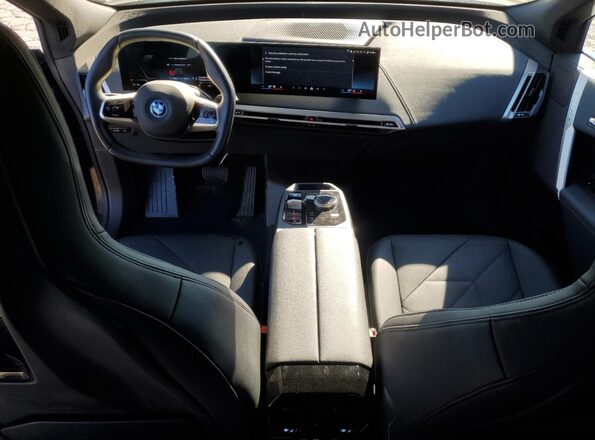 WB523CF01RCP39622 2024 BMW IX Blue 