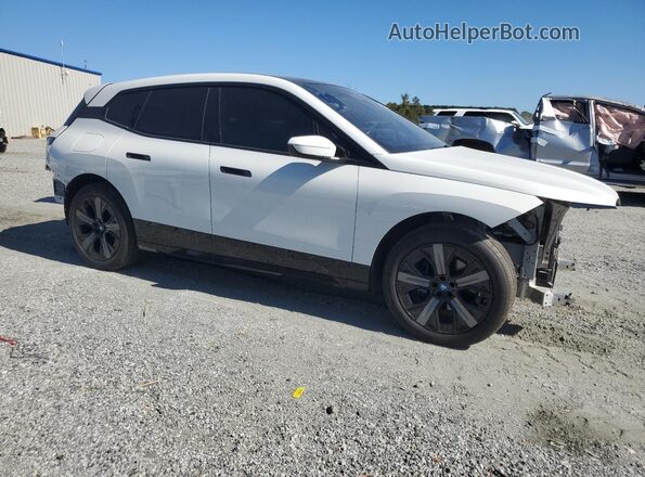 WB523CF03SCS82320 2025 BMW IX White Առջևի աջ