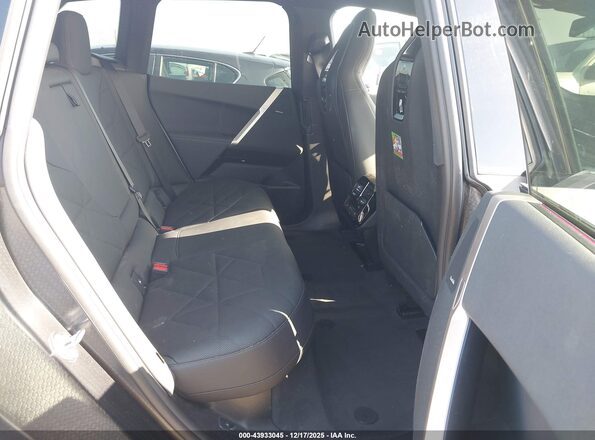 WB523CF08RCR88337 2024 BMW IX White Vista de la etiqueta del VIN