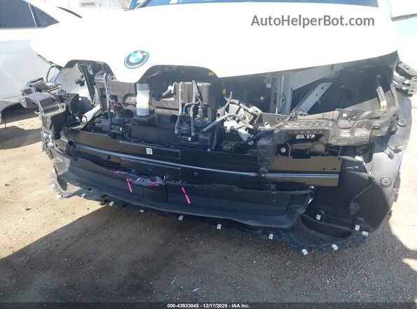 WB523CF08RCR88337 2024 BMW IX White Vista frontal