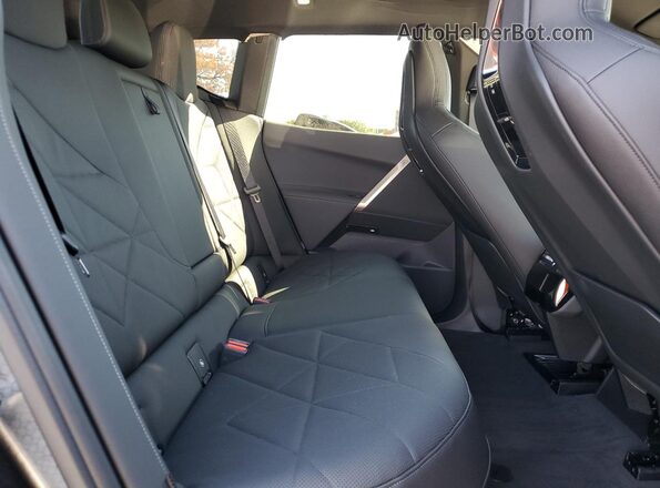 WB543CF09TCV29561 2026 BMW IX Black Вид задньої частини салону