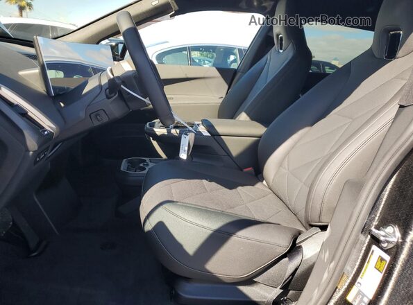 WB543CF09TCV29561 2026 BMW IX Black Вид салону спереду