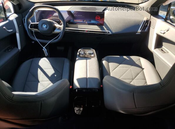 WB543CF09TCV29561 2026 BMW IX Black Вид панелі приладів