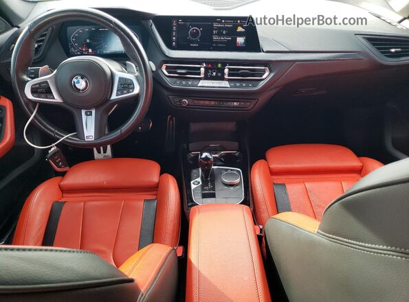 WBA13AL05N7K40864 2022 BMW M2 Белый Вид панели приборов