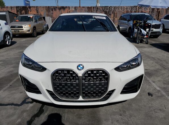WBA13AR06MCF72263 2021 BMW M4 White წინა ხედი