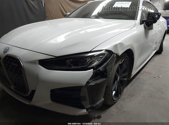 WBA13AR06PCL67995 2023 BMW M4 White წინა ხედი