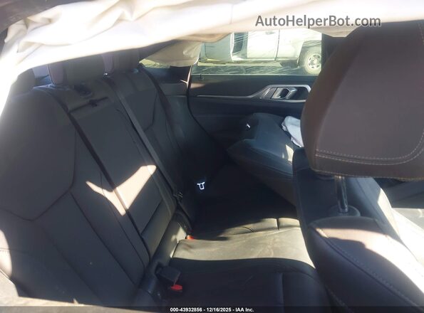 WBA13AW05NFM24588 2022 BMW OTHER Black Вид наклейки з VIN-кодом