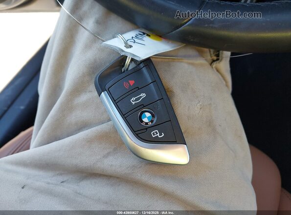 WBA13AW07NFN20223 2022 BMW OTHER Gray Вид панелі приладів