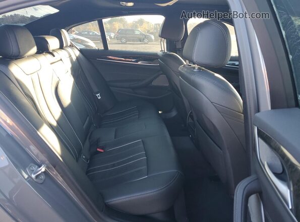 WBA13BJ04MWW94102 2021 BMW 5 SERIES Gray Widok tylnych siedzeń