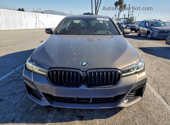 WBA13BK04NCJ03266 2022 BMW M5 Серый Вид спереди