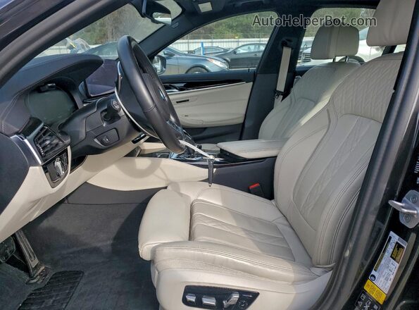 WBA13BK09MCF27639 2021 BMW M5 Серый Вид салона спереди