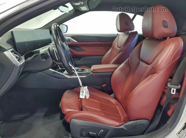 WBA23AT08RCP83787 2024 BMW 4 SERIES White Front interior view