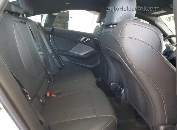 WBA23GG03S7S84682 2025 BMW 2 SERIES White უკანა სავარძლების ხედი