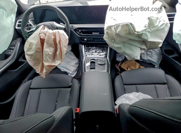 WBA23LA04SFV36608 2025 BMW 3 SERIES Black Вид панелі приладів