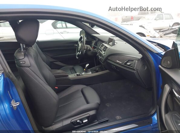 WBA2G1C58HV638834 2017 BMW M2 Blue Front interior view
