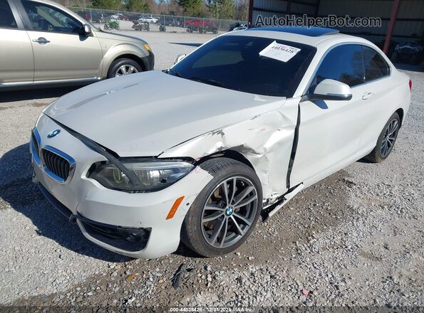 WBA2J1C55JVD08854 2018 BMW 2 SERIES Белый Передняя левая четверть