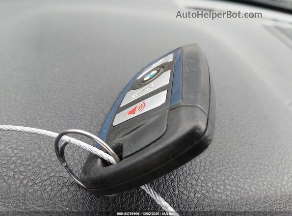 WBA2J5C5XK7D35660 2019 BMW M2 Gray Widok deski rozdzielczej