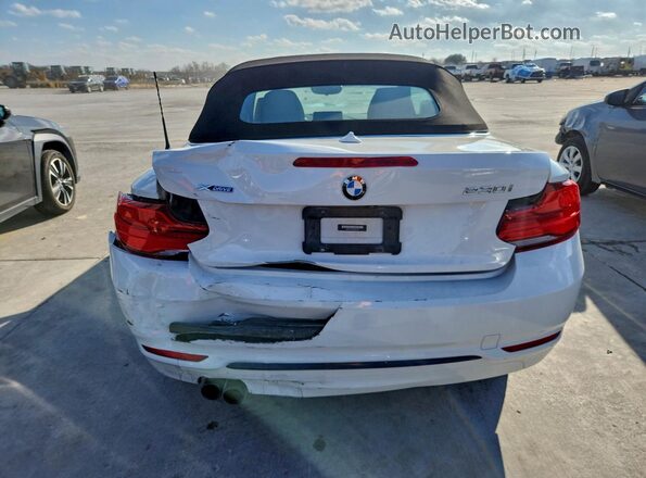 WBA2K1C50JVD41726 2018 BMW 2 SERIES White Vista trasera