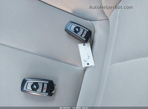 WBA2M7C50K7D47450 2019 BMW 2 SERIES Blue Вид панелі приладів