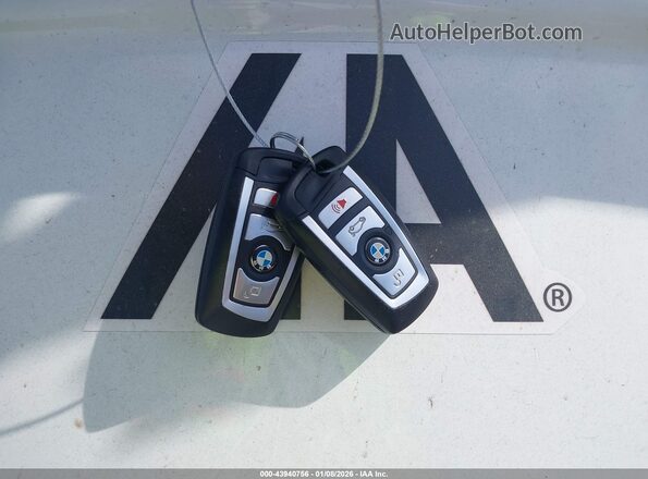 WBA2M7C55JVD51181 2018 BMW 2 SERIES Gray Вид панелі приладів
