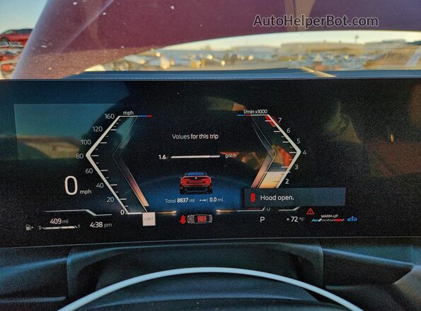 WBA33DB03TCV79218 2026 BMW 4 SERIES Red Instrument cluster view