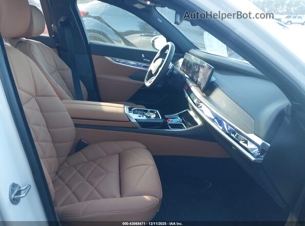 WBA33EH05TCW38234 2026 BMW 7 SERIES White 