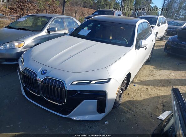 WBA33EH05TCW38234 2026 BMW 7 SERIES White 