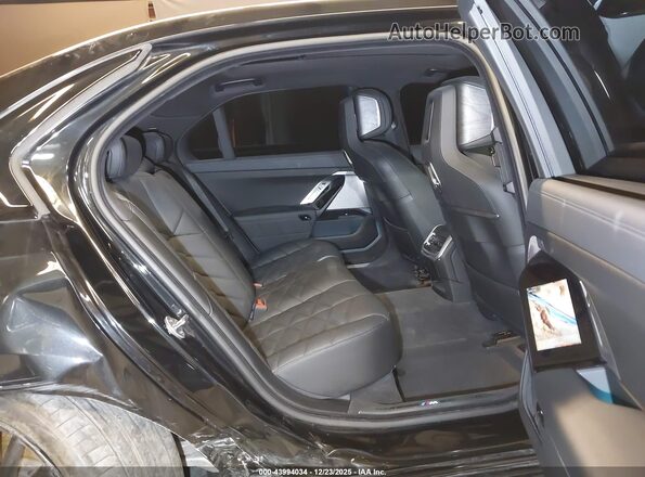 WBA33EH07RCT01847 2024 BMW 7 SERIES Black 