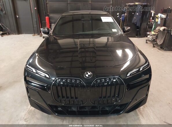 WBA33EH07RCT01847 2024 BMW 7 SERIES Black 