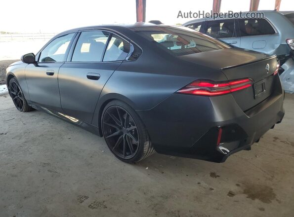 WBA43FJ04TCV78483 2026 BMW 5 SERIES Black Trasero izquierdo