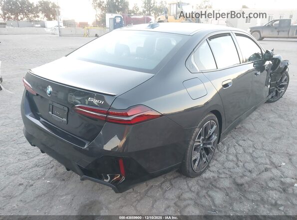 WBA43FJ09TCW43084 2026 BMW 5 SERIES Black Հետևի աջ