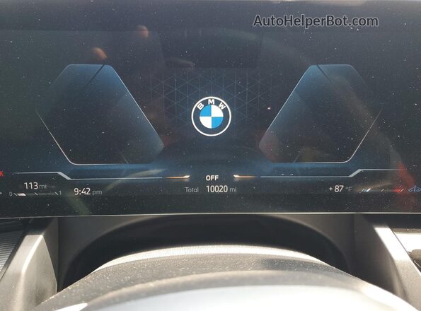 WBA43FJ0XSCU18669 2025 BMW 5 SERIES Black Սարքավորումների վահանակի տեսք