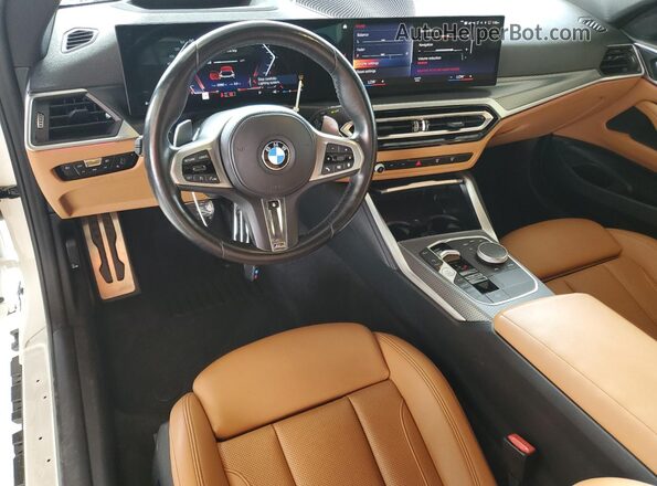 WBA53AP07RCN20570 2024 BMW 4 SERIES White Առջևի վահանակի տեսք