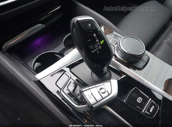 WBA53BH0XPWY18675 2023 BMW 5 SERIES Черный Вид панели приборов