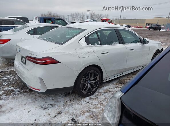 WBA53FJ00TCV72040 2026 BMW 5 SERIES White უკანა მარჯვენა
