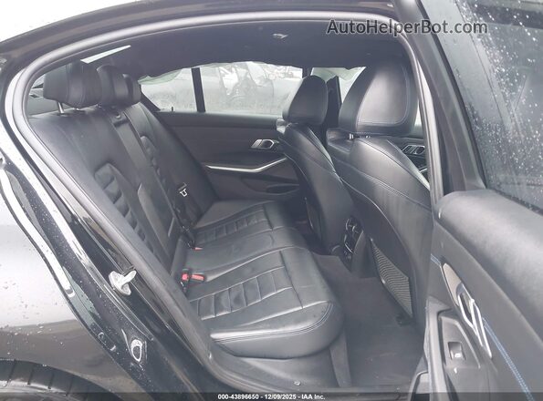WBA5U7C07LAF54410 2020 BMW 3 SERIES Black Widok naklejki z numerem VIN