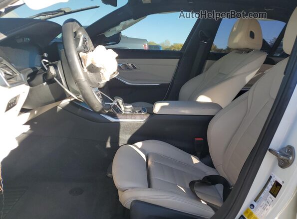 WBA5U9C00LFJ29185 2020 BMW M3 Белый Вид салона спереди