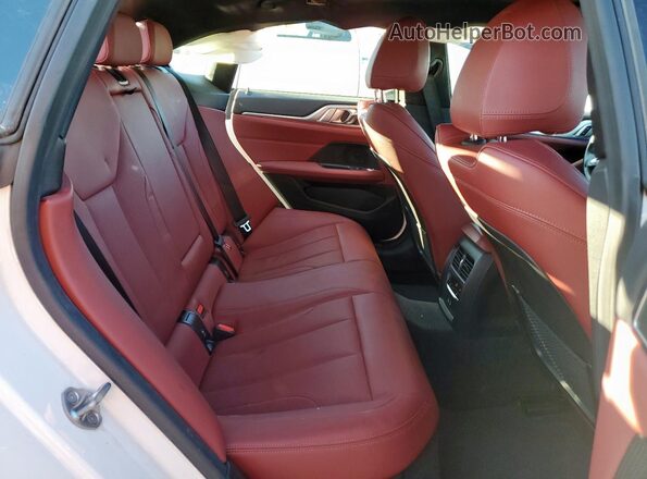 WBA63AV04NFM88659 2022 BMW 4 SERIES White Հետևի նստատեղերի տեսք