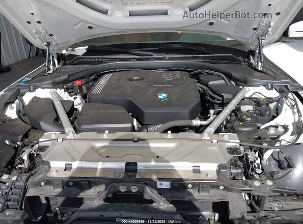 WBA63AV05NFM68694 2022 BMW 4 SERIES White Rear view