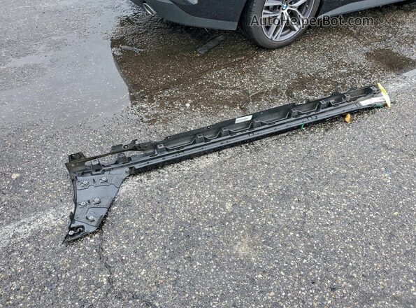 WBA63AV06RFR22960 2024 BMW 4 SERIES Черный Вид подкапотного пространства