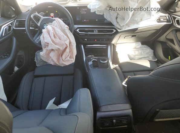 WBA63AV08RFS02513 2024 BMW 4 SERIES White Առջևի վահանակի տեսք