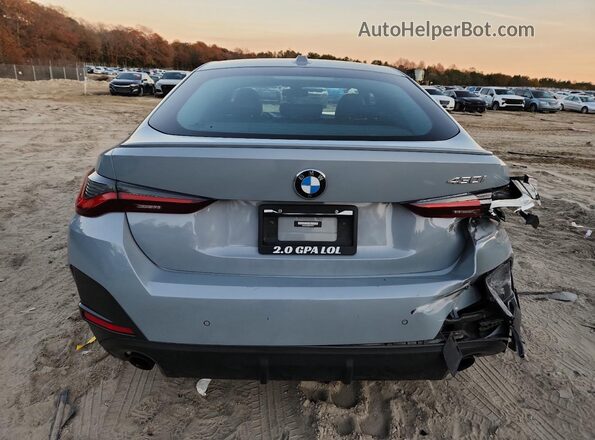 WBA63AV09NFM24911 2022 BMW 4 SERIES Gray Vista trasera