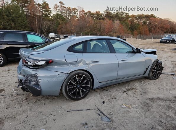 WBA63AV09NFM24911 2022 BMW 4 SERIES Gray Trasero derecho
