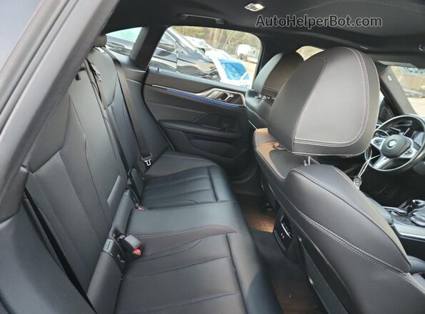 WBA63AV09NFM24911 2022 BMW 4 SERIES Gray Vista de los asientos traseros